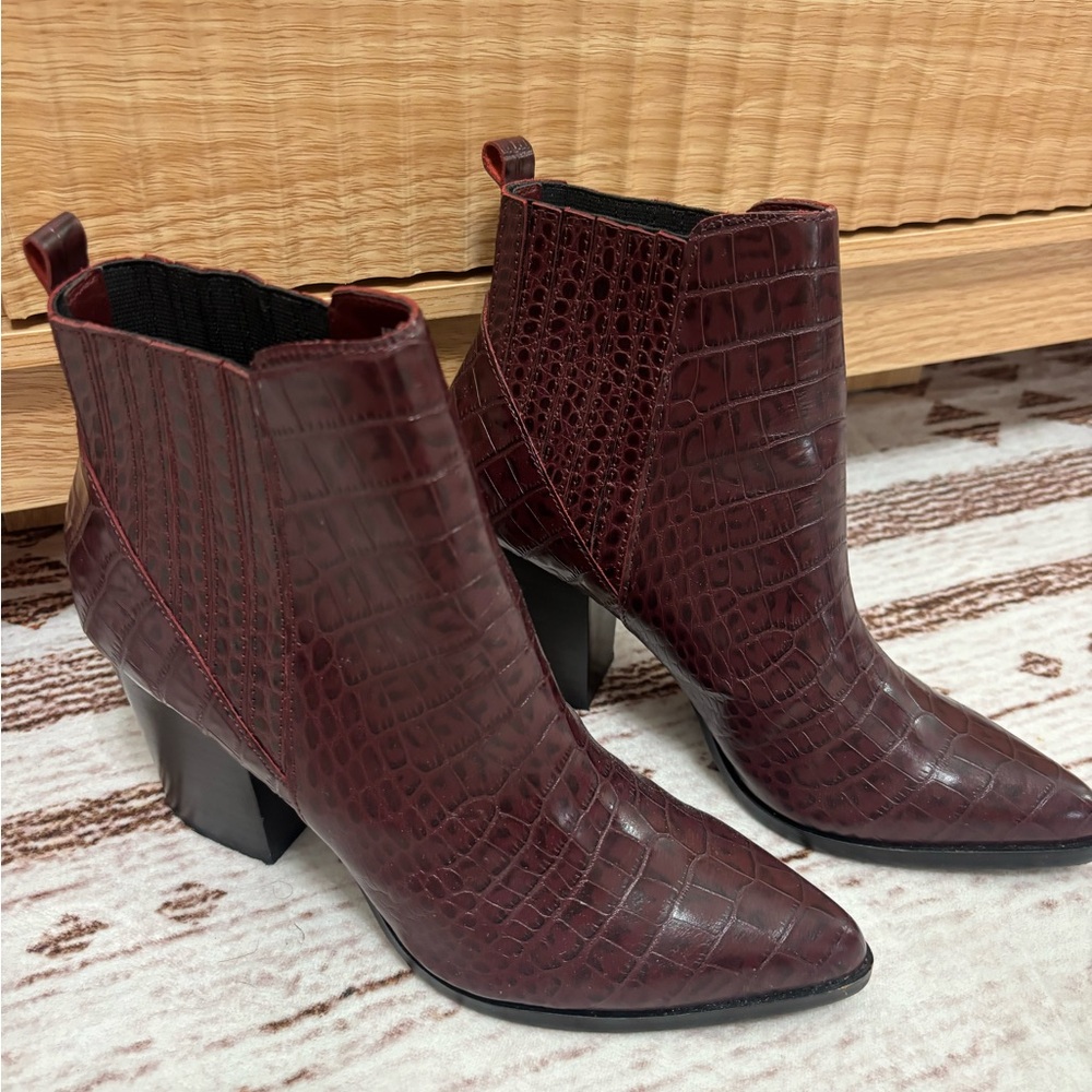 Steve Madden Dark Red Croc-Pattern Ankle Boots